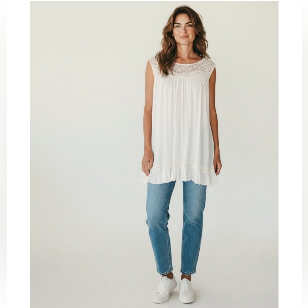POL Ivory Lace Sleeveless Blouse / Tunic